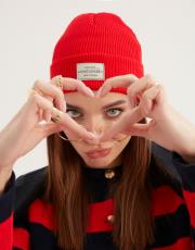 kiki bere kırmızı